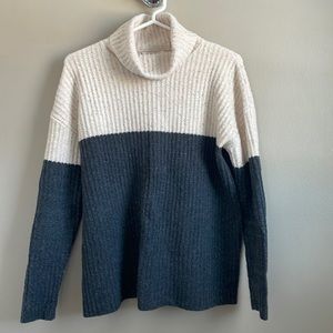 Two tone sweater